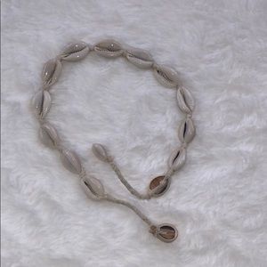 shell necklace